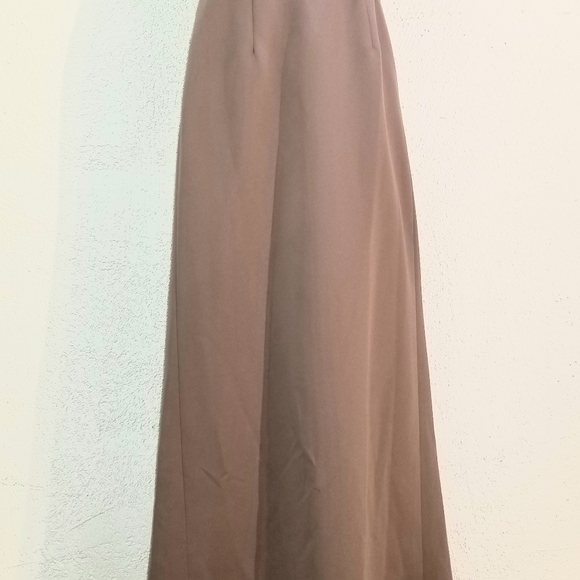 CoutureCollection Formal Gown size 10 (D9189) - Picture 7 of 7